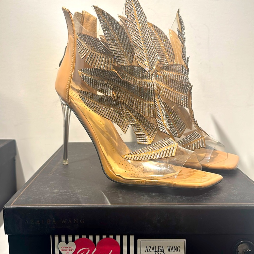 Azalea Wang Crystal Leaf Stiletto Pumps
